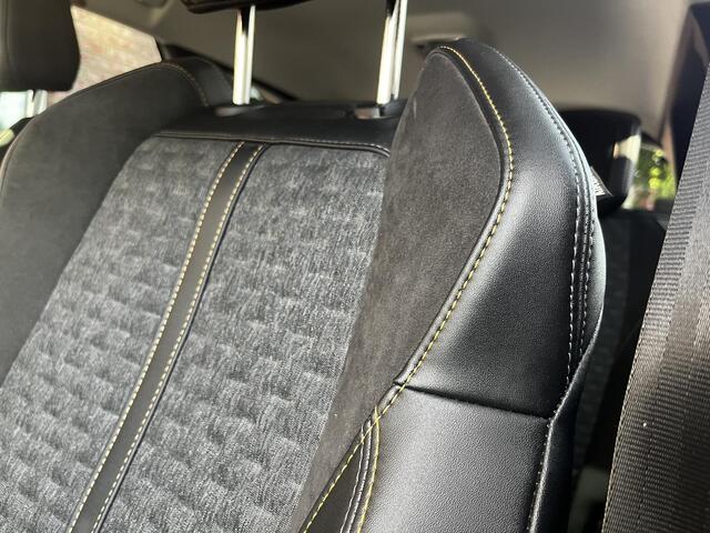 Peugeot 3008 Roadtrip Allure Pack 1.6 PHEV HYbrid 225pk e-EAT8 | TREKHAAK | TWO-TONE | STOELVERW. | KEYLESS ENTRY | ANDROID AUTO / APPLE CARPLAY | DODEHOEKBEW. |