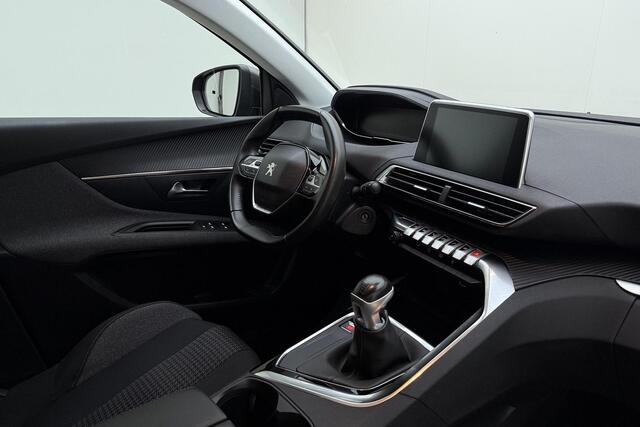 Peugeot 3008 1.2 PureTech Blue Lease Executive Navigatie | Afneembare Trekhaak | Cruise controle | Camera Achter