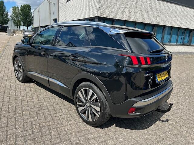 Peugeot 3008 1.2 PureTech Allure 131PK NAVI CARPLAY CAMERA TRHK.