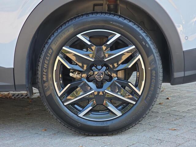 Peugeot 3008 GT 1.2 Hybrid 145pk e-DSC6 | ALCANTARA | HANDSFREE A.KLEP | MASSAGE | AGR-STOELEN | PANORAMIC NAVIGATION | 360° CAMERA | STOEL+STUURVERW.
