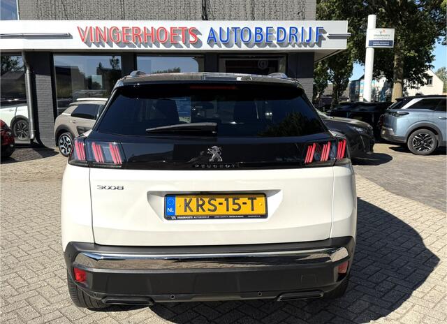 Peugeot 3008 Benzine 130 Pk Automaat * Road Trip Special Edition * = Luxe Allure * * Dodehoekbewaking * Camera Voor en Achterzijde * Leder Alcantara Bekleding * Navigatie * L.M. Velgen * Adaptive Cruise Control * Climate Control * Keyless Start * Vingerhoets; Vierde Generatie Eersteklas Service. Al meer dan 100 jaar een begrip in de Brabantse Kempen
