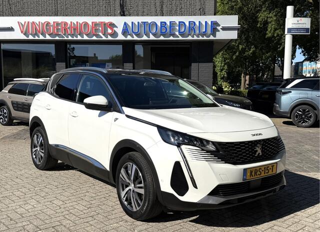Peugeot 3008 Benzine 130 Pk Automaat * Road Trip Special Edition * = Luxe Allure * * Dodehoekbewaking * Camera Voor en Achterzijde * Leder Alcantara Bekleding * Navigatie * L.M. Velgen * Adaptive Cruise Control * Climate Control * Keyless Start * Vingerhoets; Vierde Generatie Eersteklas Service. Al meer dan 100 jaar een begrip in de Brabantse Kempen
