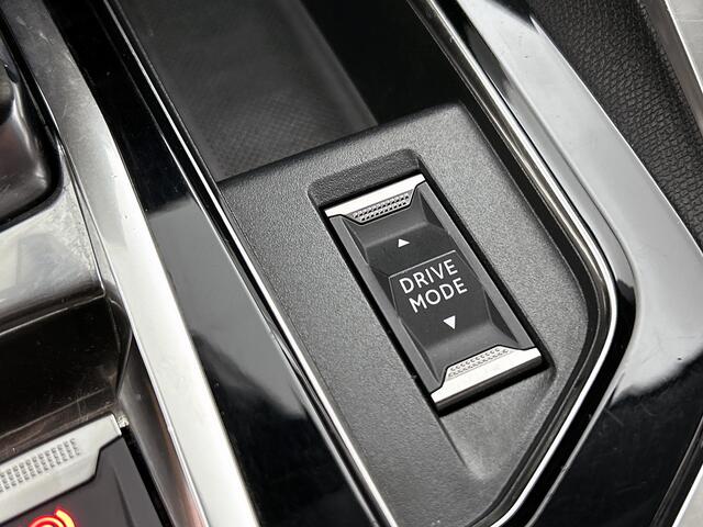 Peugeot 3008 Plug-in Hybrid 225pk automaat Blue Lease Allure | Adaptive Cruise | Stoelverwarming | Elektrische achterklep |