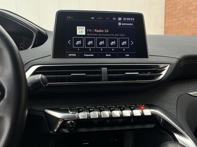 Peugeot 3008 PureTech 130 GT Line | Elektrische achterklep | Carplay/Android Auto | Achteruitrijcamera | Keyless | Dodehoekdetectie | Cruise Control | Climate Control | Navigatie | Parkeersensoren voor + achter | Distributie al vervangen | Dealer onderhouden |
