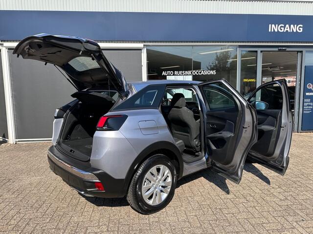 Peugeot 3008 1.2 PURETECH ACTIVE AUTOMAAT