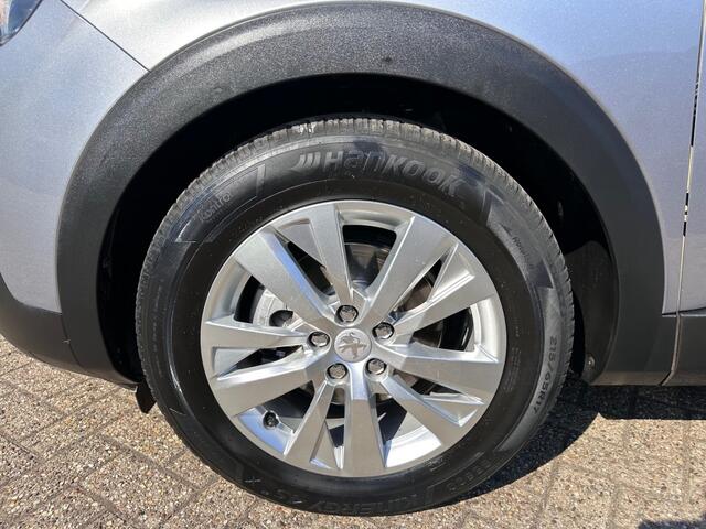 Peugeot 3008 1.2 PURETECH ACTIVE AUTOMAAT