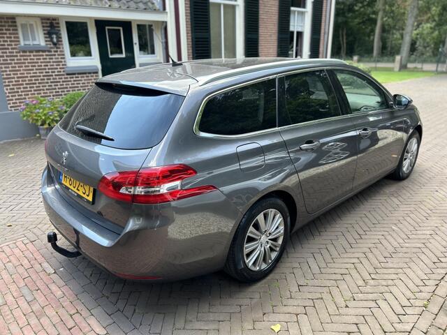 Peugeot 308 1.2 PT 130pk Premium Panoramadak, Navi, Camera, Trekhaak