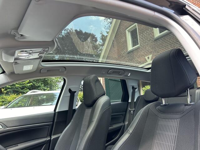 Peugeot 308 1.2 PT 130pk Premium Panoramadak, Navi, Camera, Trekhaak