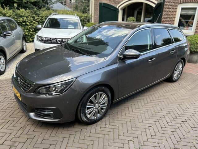 Peugeot 308 1.2 PT 130pk Premium Panoramadak, Navi, Camera, Trekhaak