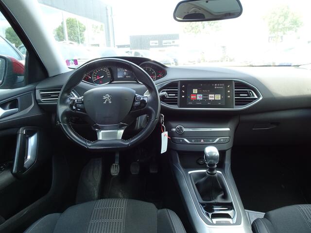 Peugeot 308 SW 1.2 PureTech Blue Lease Premium