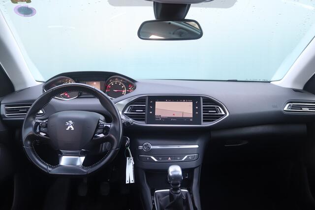 Peugeot 308 SW BWJ 2019 1.2 111PK Blue Lease Executive CLIMA / NAVI / CRUISE / PANORAMADAK / PDC / LMV