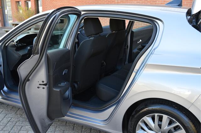 Peugeot 308 1.2 PureTech Active Pack Business O.a: PDC, Carplay, Clima, Navi, Cruise, Rijklaar, Etc. All-in prijs!