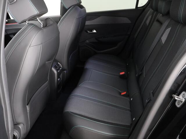 Peugeot 308 1.2 PureTech Allure Pack Business | Apple Carplay & Android | Keyless Entry | Draadloze telefoonlader |