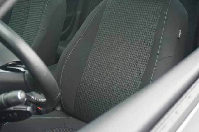 Peugeot 308 110PK Blue Lease Executive TREKHAAK | CARPLAY | PANO | NAVI!