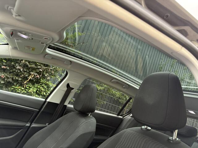 Peugeot 308 1.2 PureTech Blue Lease Executive / NAVI / AIRCO / PANORAMADAK / 118dkm! NAP!