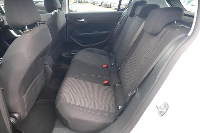 Peugeot 308 1.5 BlueHDi Blue Lease Trekhaak Navigatie Carplay Android Cruise Bluetooth