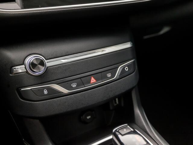 Peugeot 308 SW 1.2 PureTech Sport Automaat (PANORAMADAK, APPLE CARPLAY, GROOT NAVI, 360 CAMERA, GETINT GLAS, LEDEREN SPORTSTOEELN, LANE ASSIST, CRUISE, NIEUWSTAAT)