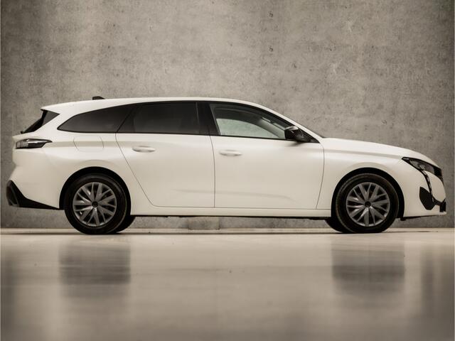 Peugeot 308 SW 1.2 PureTech Sportline (APPLE CARPLAY, GROOT NAVIGATIE, STOELVERWARMING, KEYLESS START, LED KOPLAMPEN, GETINT GLAS, PARKEERSENSOREN, CLIMATE CONTROL, NIEUWSTAAT)