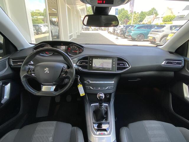 Peugeot 308 SW 1.2T 130pk Blue Lease Premium | Adaptieve Cruise Control | Trekhaak | Achteruitrijcamera | Navigatie | Panoramadak | Facelift model