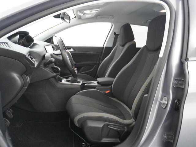 Peugeot 308 SW 1.2T 111PK Navi Ecc Trekhaak Cruise Control Pdc DAB+ Bluetooth Regen-Lichtsensor Led Style PureTech Connect Apps Lmv 16" Privacy Glas Slechts 1.165KG Keurig onderhouden!