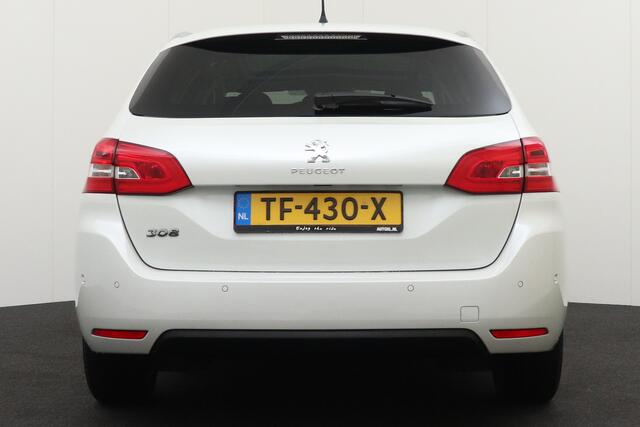 Peugeot 308 SW 1.2 111 PK Executive Pano-dak Dodehoek Climate 16' LMV