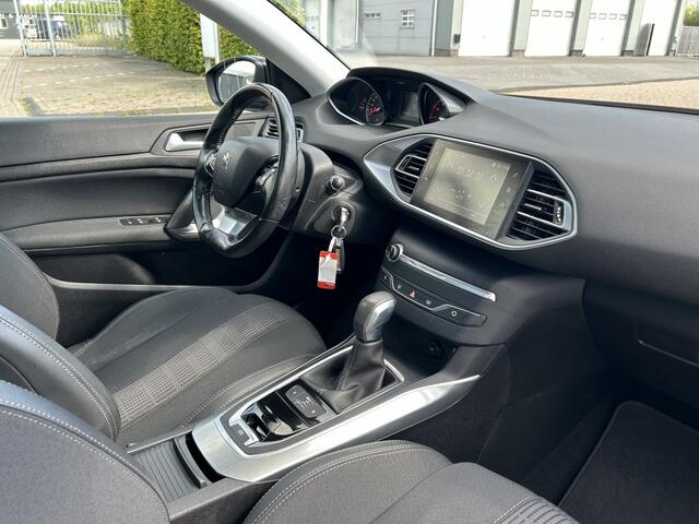 Peugeot 308 1.2 PureT.Blue L. Pr / PANO / LED / Automaat