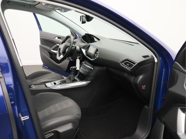 Peugeot 308 SW 1.2 PureTech Blue Lease Premium/ compleet!
