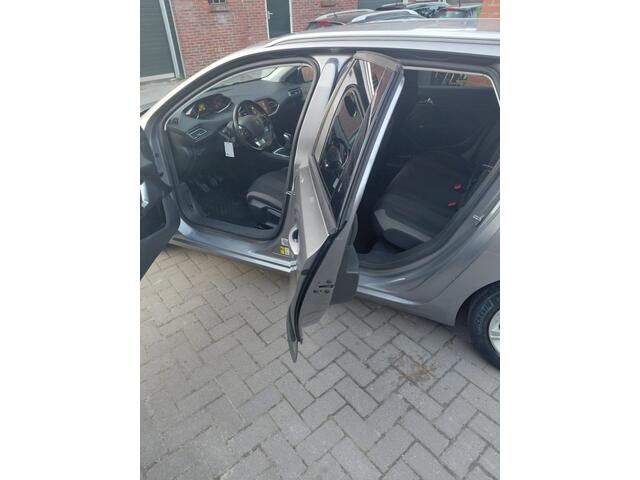 Peugeot 308 1.2 PureTech Style