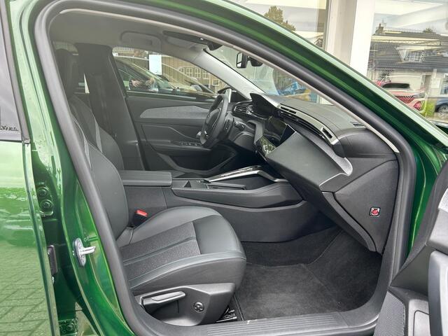 Peugeot 308 1.2 PureTech Allure Pack Business | Automaat | AGR Stoel | Afneembare Trekhaak | Navi | Climate & Cruise Control |