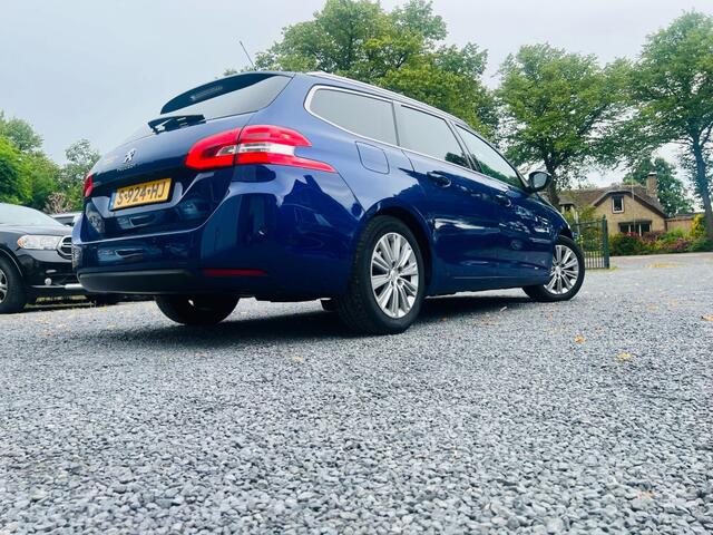 Peugeot 308 1.5 GT-EXECUTIVE! Bj.2019 PANO.GT-LEDER/NAVI/NW-APK.2016