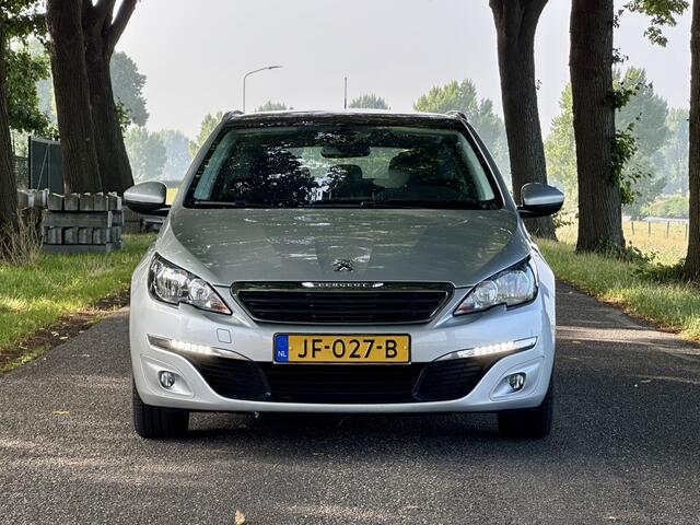 Peugeot 308 SW 1.2 PureTech Style | Automaat | Panoramadak | Trekhaak | Zeer goed onderhouden | DAB