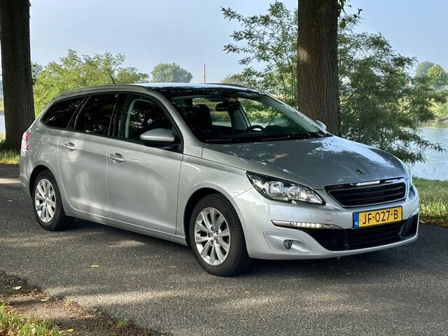 Peugeot 308 SW 1.2 PureTech Style | Automaat | Panoramadak | Trekhaak | Zeer goed onderhouden | DAB