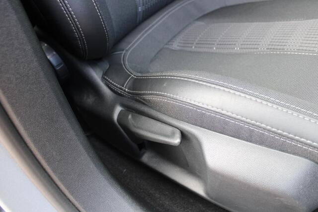 Peugeot 308 1.2 PureTech 130pk Allure Automaat EAT8 Airco Navi Carplay 57.025km