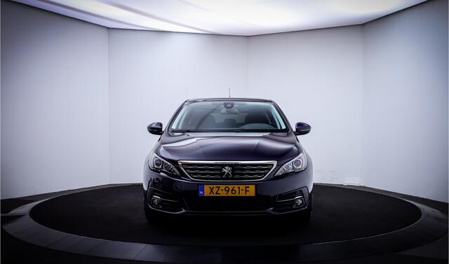 Peugeot 308 1.2T EXECUTIVE Pack PANO | ECC | CARPLAY | LMV |