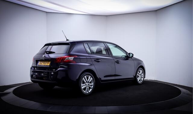 Peugeot 308 1.2T EXECUTIVE Pack PANO | ECC | CARPLAY | LMV |