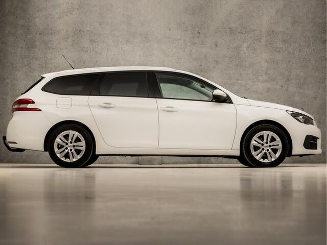 Peugeot 308 SW 1.2 PureTech Sport (PANORAMADAK, APPLE CARPLAY, GROOT NAVI, 360 CAMERA, TREKHAAK, LEDER, SPORTSTOELEN, PARKEERSENSOREN, GETINT GLAS, CRUISE, NIEUWE APK, NIEUWSTAAT)