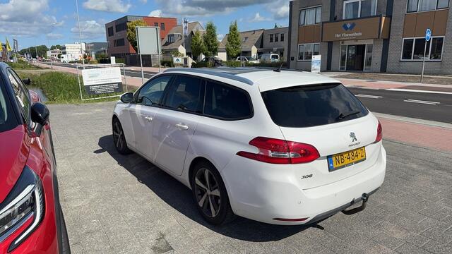 Peugeot 308 SW 1.6 BlueHDI Blue Lease Executive NL AUTO | PANO | TREKHAAK |
