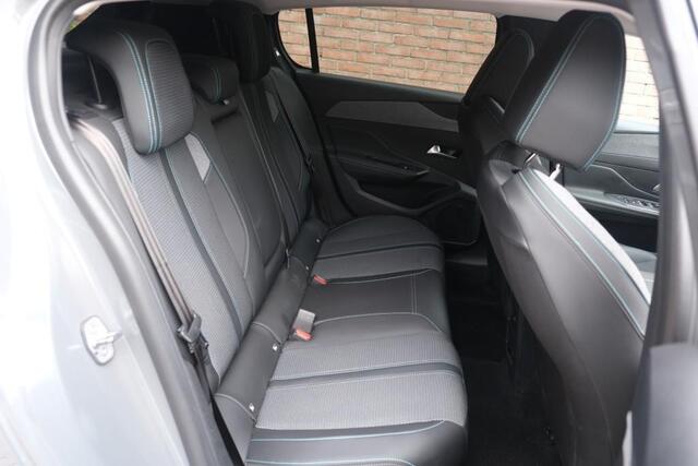 Peugeot 308 1.2 PureTech 130pk EAT8 Allure | Navi | Climate | Adaptive Cruise | Full LED | 360° Camera | Keyless | PDC