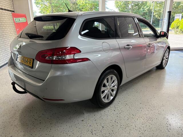 Peugeot 308 1.2 PURETECH STYLE / TREKHAAK / ECC / NAVI / CRUISE / DAB RADIO