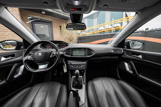 Peugeot 308 1.2 PURETECH ALLURE