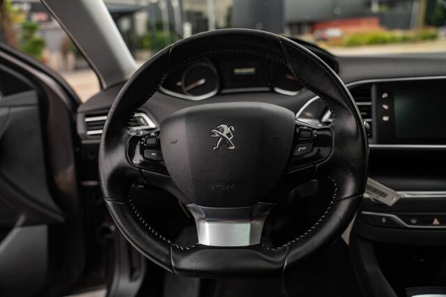 Peugeot 308 1.2 PURETECH ALLURE