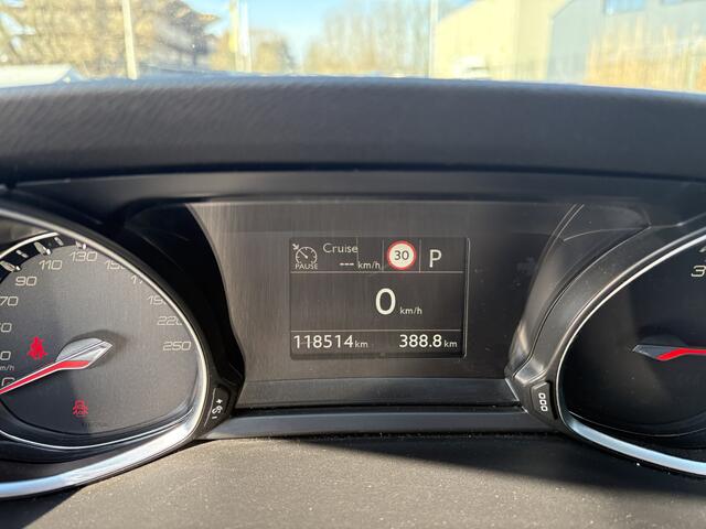 Peugeot 308 SW 1.2 PureTech GT-line / AUTOMAAT / NAVI / PANORAMADAK / 118dkm!