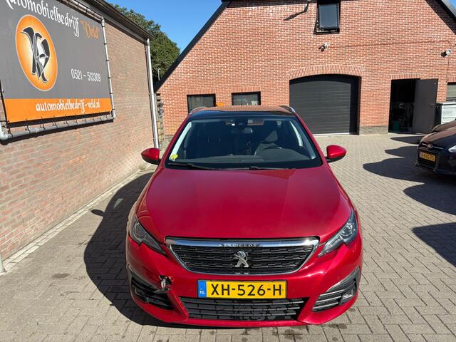 Peugeot 308 SW 1.6 BlueHDI Blue Lease Premium (motor defect)