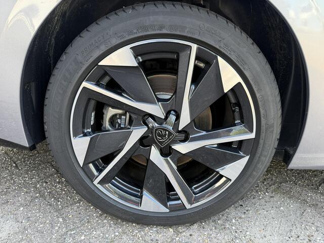 Peugeot 308 1.6 Plug in Hybrid 180 Allure