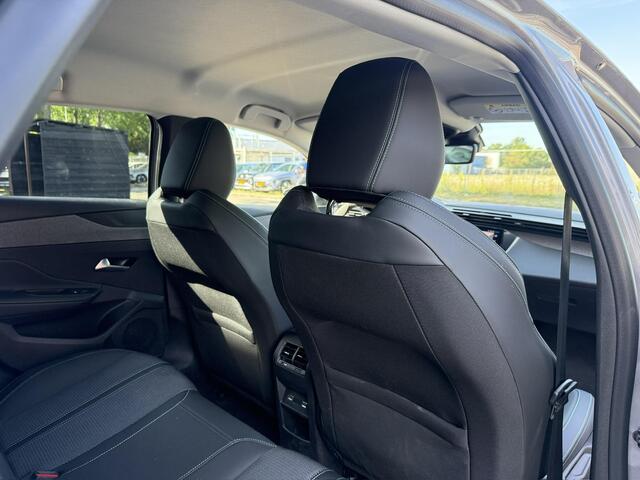 Peugeot 308 1.6 Plug in Hybrid 180 Allure