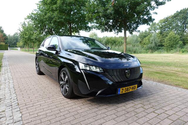 Peugeot 308 1.2 PureTech Allure Black | LED | CarPlay | Camera | DAB |