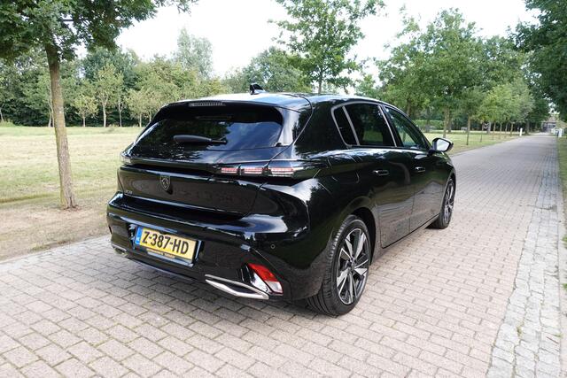 Peugeot 308 1.2 PureTech Allure Black | LED | CarPlay | Camera | DAB |