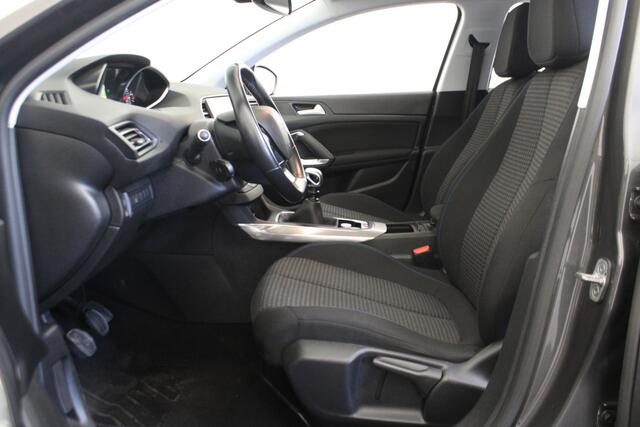 Peugeot 308 1.2 PureTech Active 01-09 12:00 gesloten!