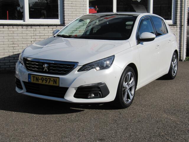 Peugeot 308 1.2 PureTech Allure panoramadak trekhaak leder