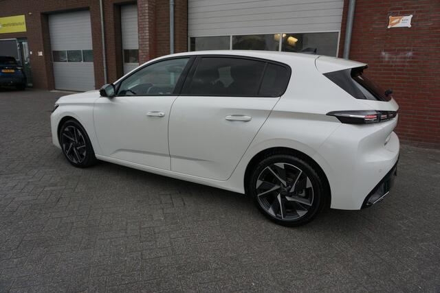 Peugeot 308 1.2 PURETECH 131PK AUTOMAAT ALLURE VOL LUXE!! OKT 2022 360CAMERA ADAPTIEVE CRUISE FULL LED ANDROID/APPLECARPLAY NAVI 17INCH KEYLESS PDC V+A 1/2LEDER CLIMA BLUETOOTH